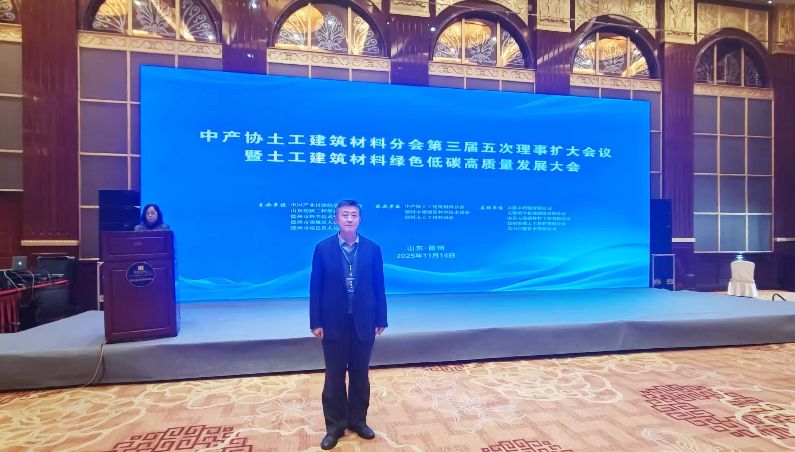 121213.jpg 121213.jpg